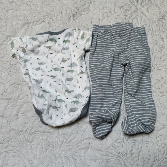 Kyle & Deena 3 Piece Dinosaur Outfit 6-9m - Picture 6 of 9